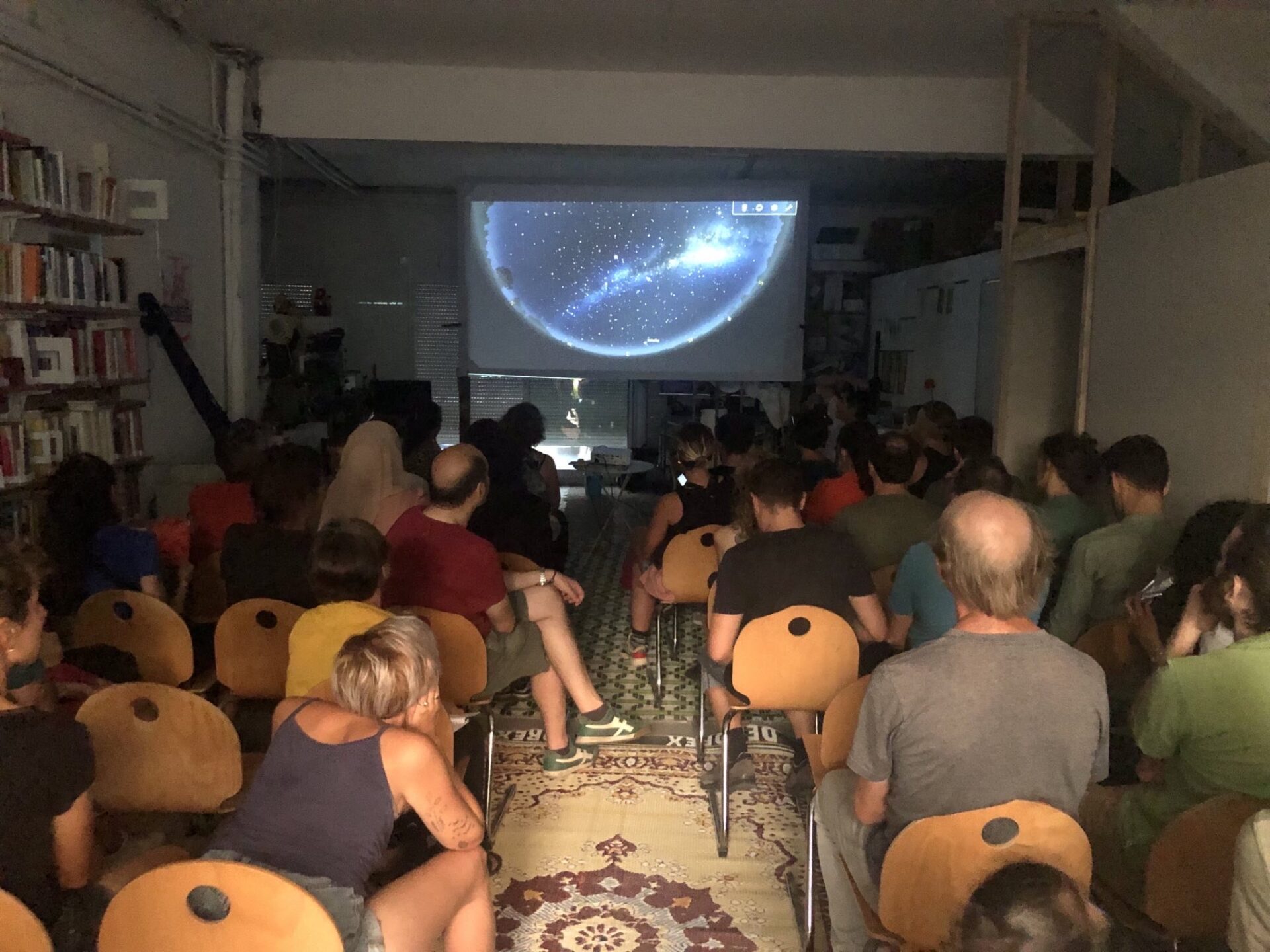 6DEA5BA6-2749-43A3-9718-5420570E0815